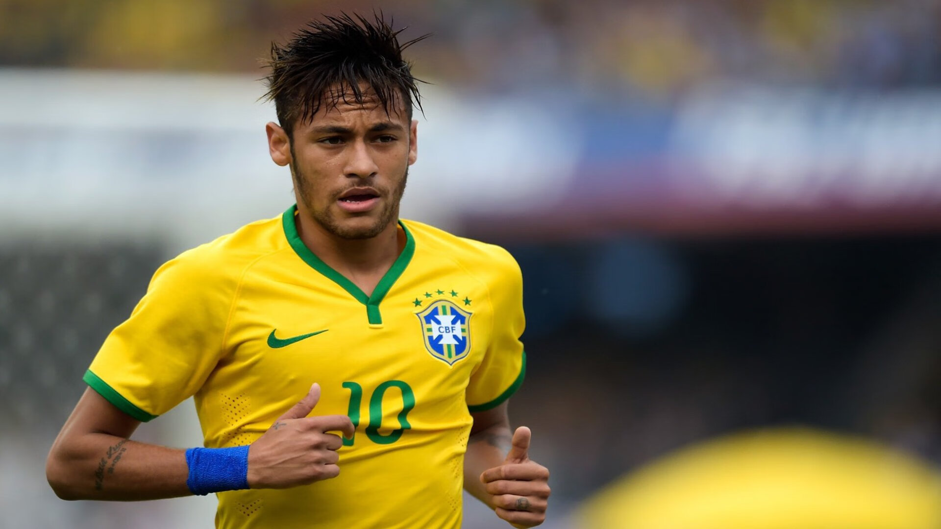 九游娱乐入口-拜仁门将诺伊尔再现世界级扑救，诺伊尔在拜仁的地位